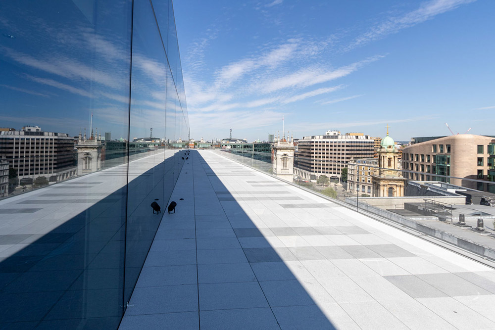 goldman-sach-spb-pedestals-from-buzon