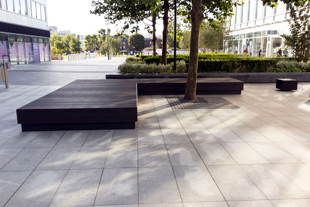 white-city-place-buzon-pedestals