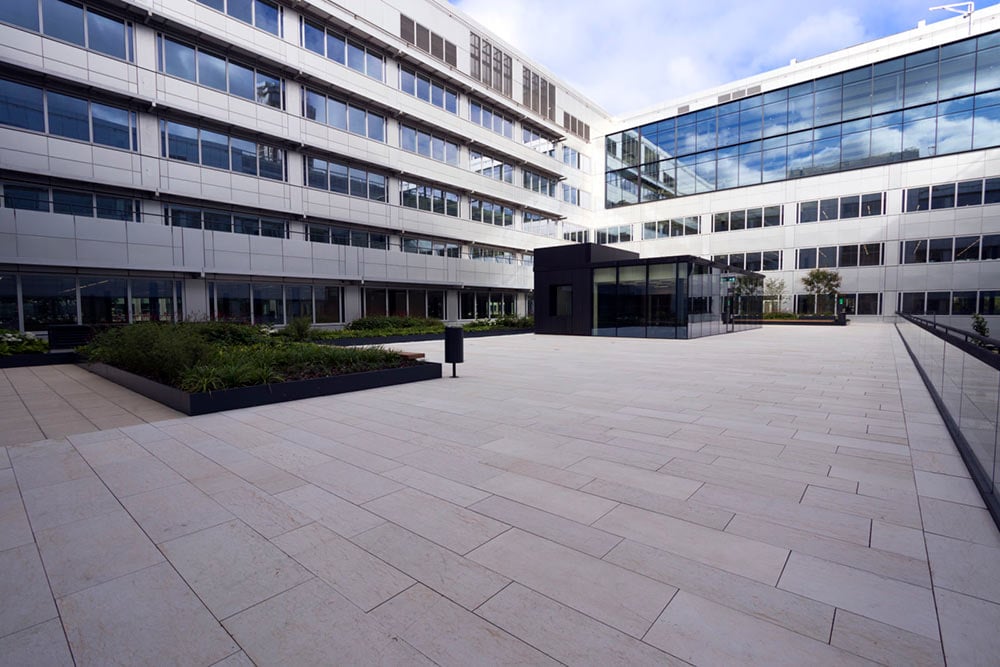 A Specifier’s Guide to Pedestal Pavers